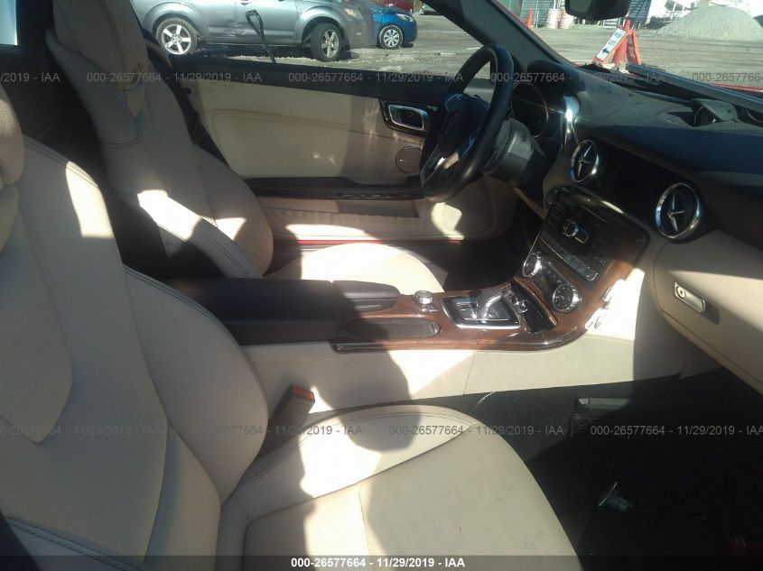 VIN WDDPK3JA1GF117455 2016 Mercedes-Benz SLK-Class,... no.5