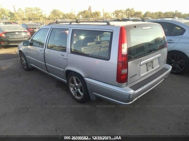 1998 Volvo V70 R VIN: YV1LW524XW2448794 Lot: 26599582