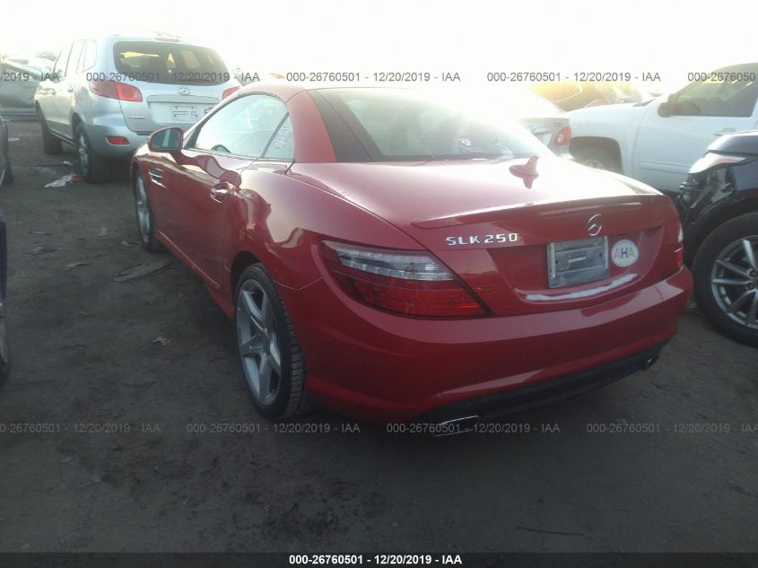 VIN WDDPK4HA4DF057730 2013 Mercedes-Benz SLK-Class,... no.3