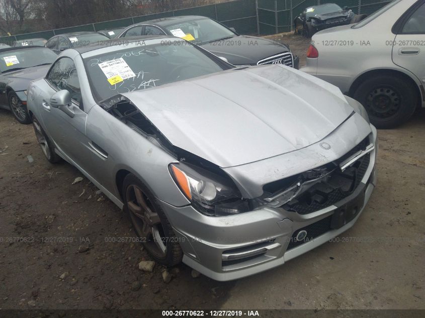 VIN WDDPK4HA9FF101627 2015 Mercedes-Benz SLK-Class,... no.1