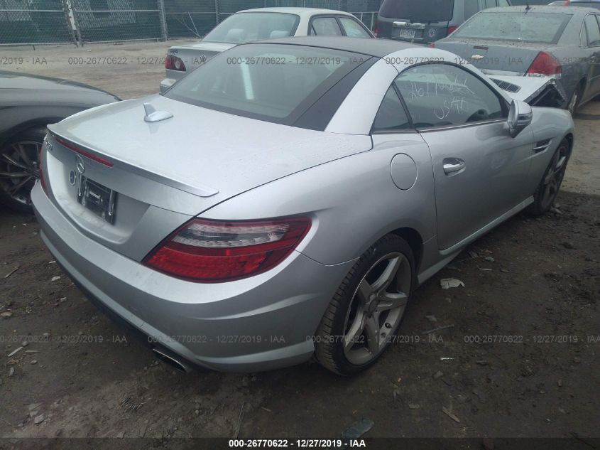 VIN WDDPK4HA9FF101627 2015 Mercedes-Benz SLK-Class,... no.4