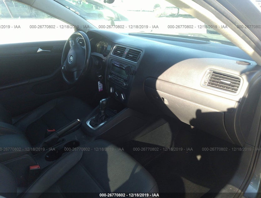 3VWDP7AJ1CM428204