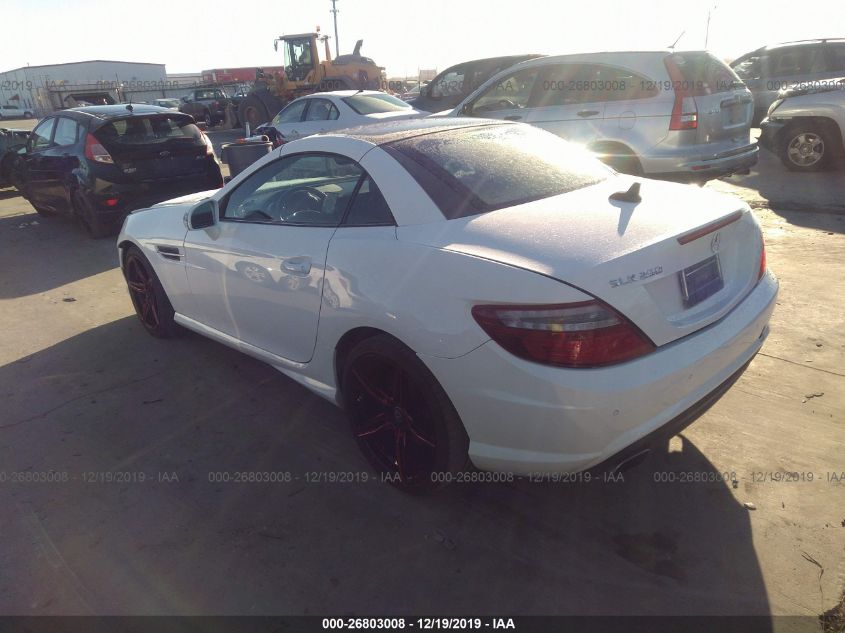 VIN WDDPK4HA0FF100043 2015 Mercedes-Benz SLK-Class,... no.3