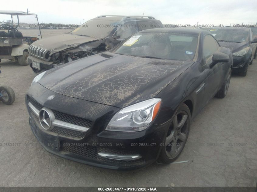 VIN WDDPK4HA4FF103057 2015 Mercedes-Benz SLK-Class,... no.2