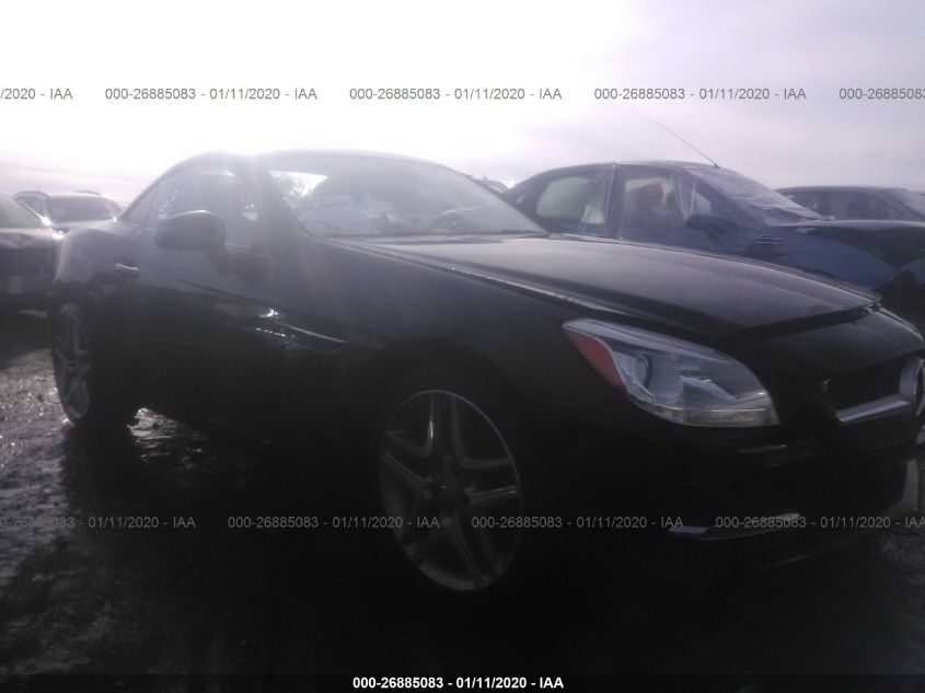 VIN WDDPK4HAXFF096602 2015 Mercedes-Benz SLK-Class,... no.1