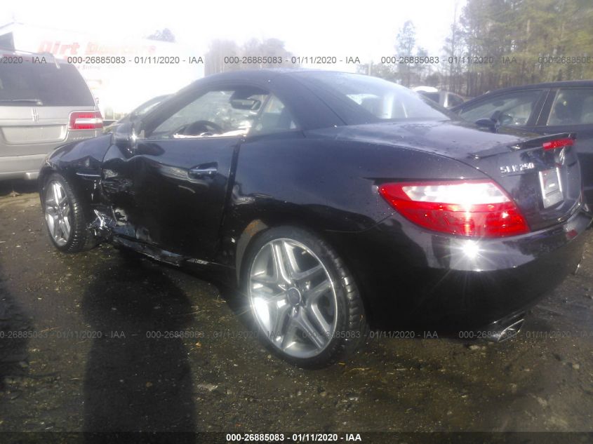 VIN WDDPK4HAXFF096602 2015 Mercedes-Benz SLK-Class,... no.3