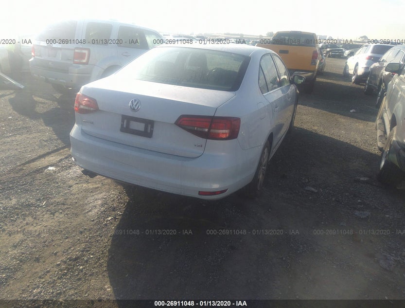 3VW2B7AJ7HM259979