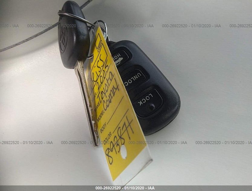 4T1BF32KX5U599895