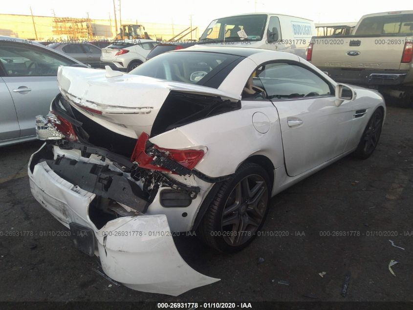 VIN WDDPK3JA7GF125446 2016 Mercedes-Benz SLK-Class,... no.4