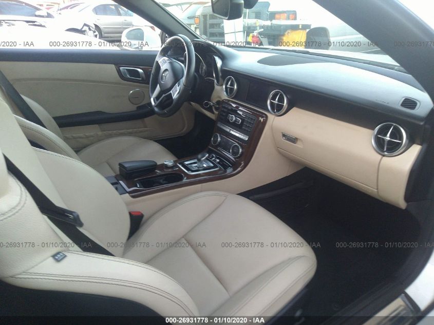 VIN WDDPK3JA7GF125446 2016 Mercedes-Benz SLK-Class,... no.5