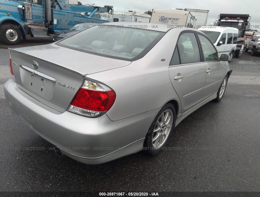 4T1BE32K86U645230