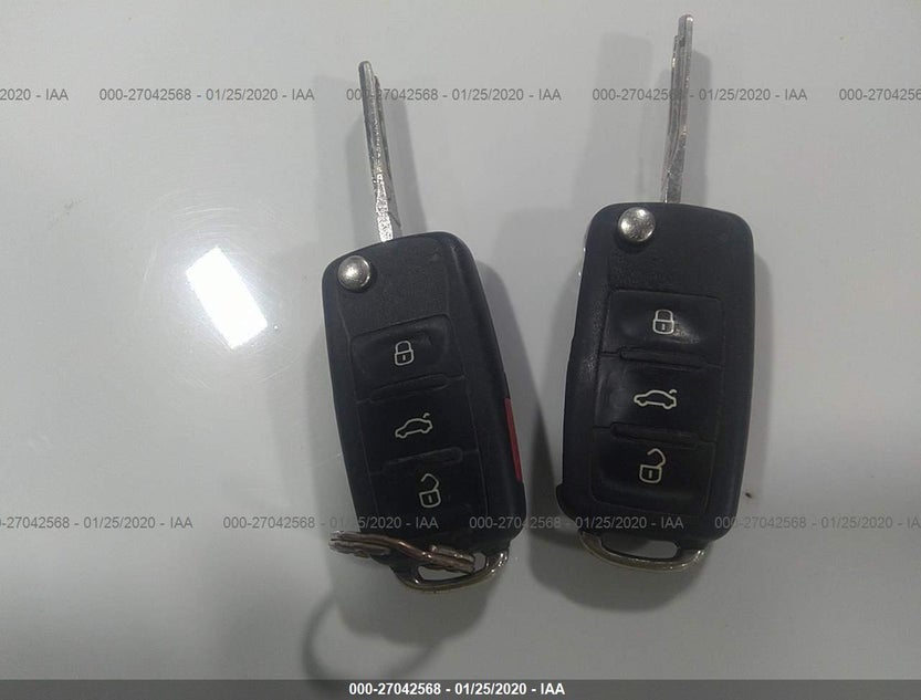 3VWDX7AJ8BM323786