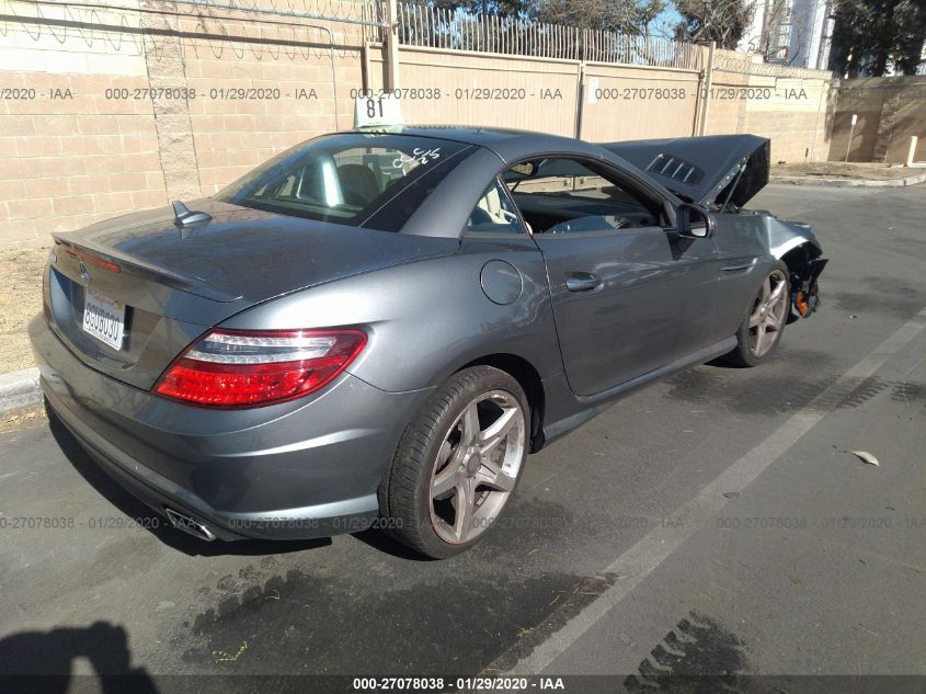 VIN WDDPK3JA3GF116842 2016 Mercedes-Benz SLK-Class,... no.4