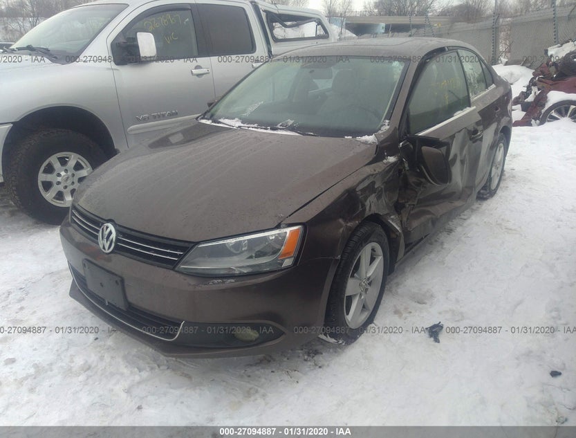 3VWLL7AJ6CM405296