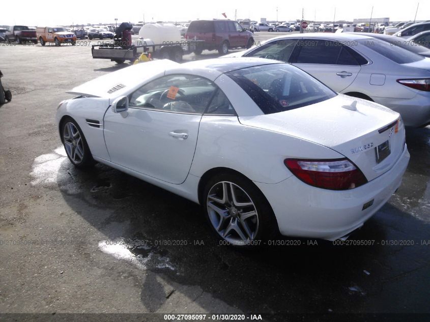 VIN WDDPK4HA4DF064838 2013 Mercedes-Benz SLK-Class,... no.3