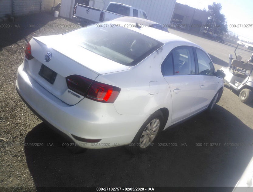 3VW637AJ0DM251229