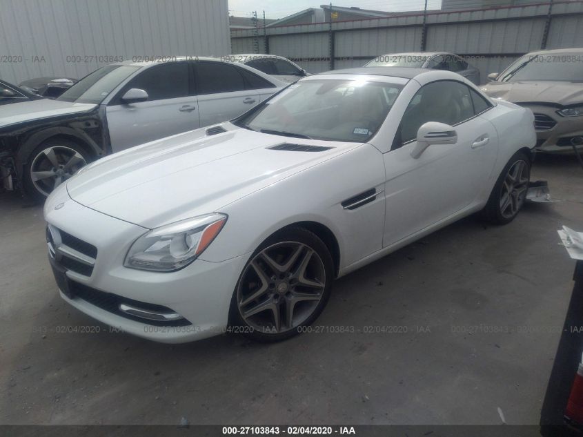 VIN WDDPK4HA8FF096713 2015 Mercedes-Benz SLK-Class,... no.2