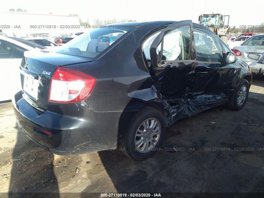 VIN JS2YC5A34D6100238 2013 Suzuki SX4, LE no.4