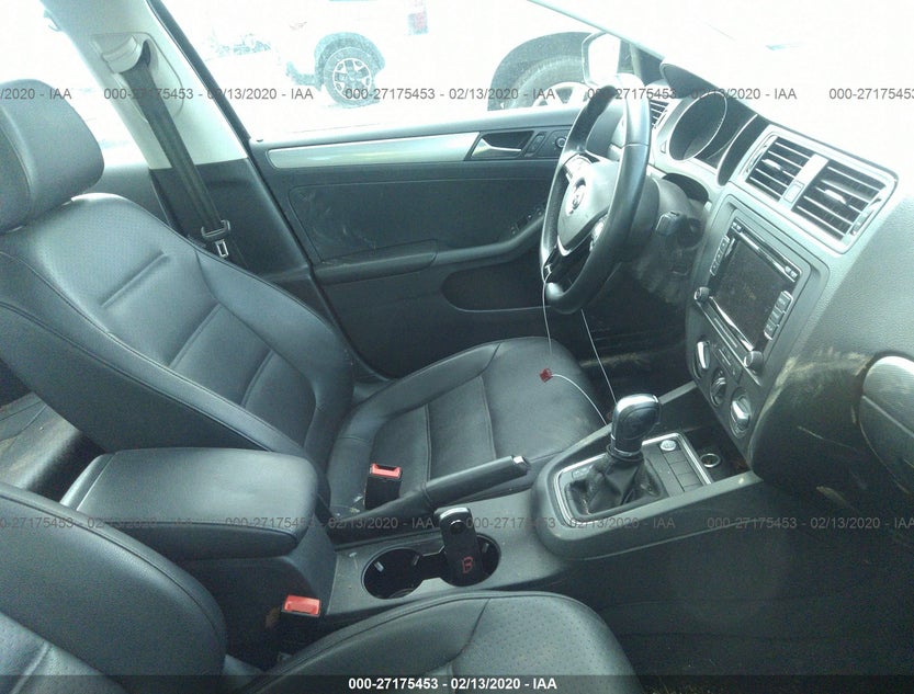 3VWD07AJ5FM305580