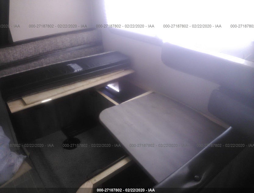 4X4TPUH28KP077693