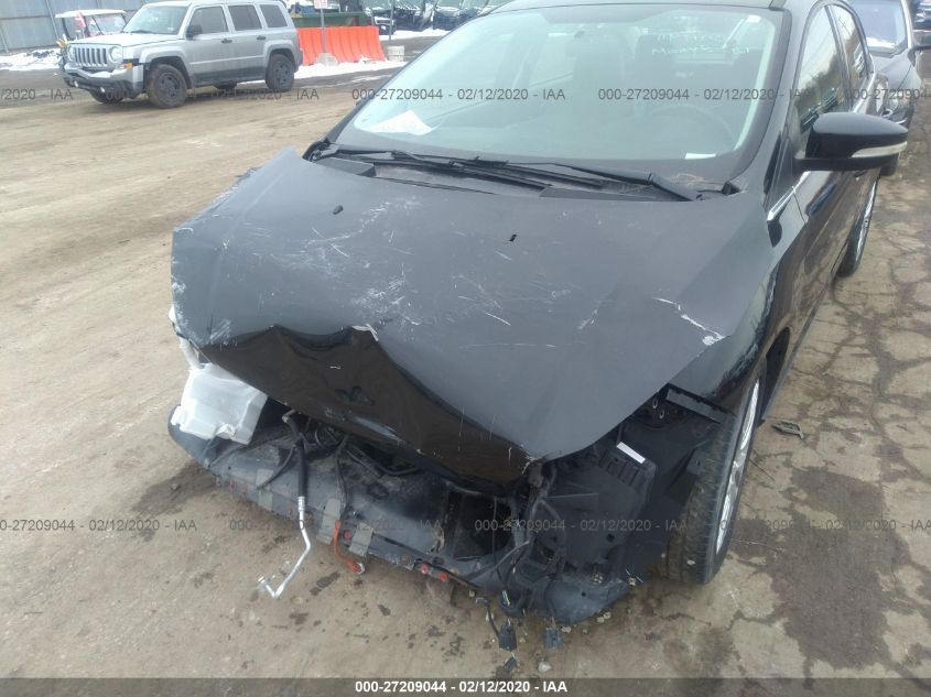 1FADP3J25EL310199 2014 Ford Focus Titanium