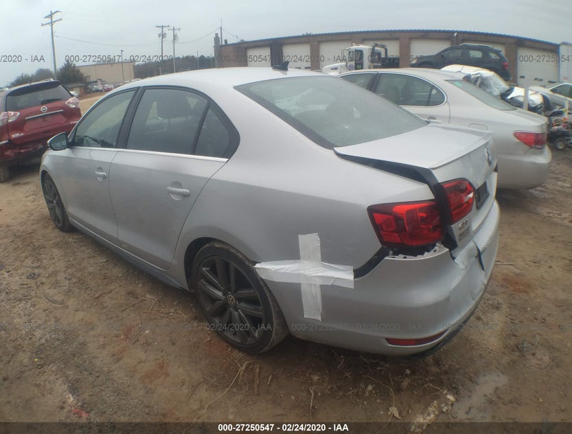 3VW4A7AJ9DM275574