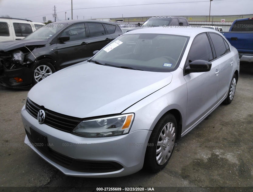 3VW2K7AJ1BM103704