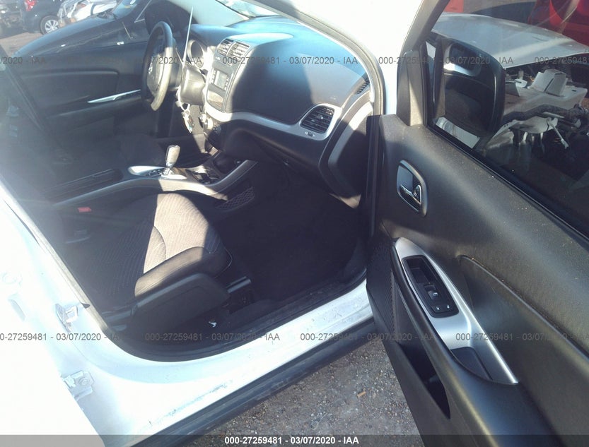 3C4PDCAB1GT117703