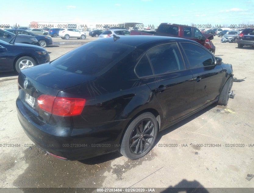 3VWLL7AJ8EM314906
