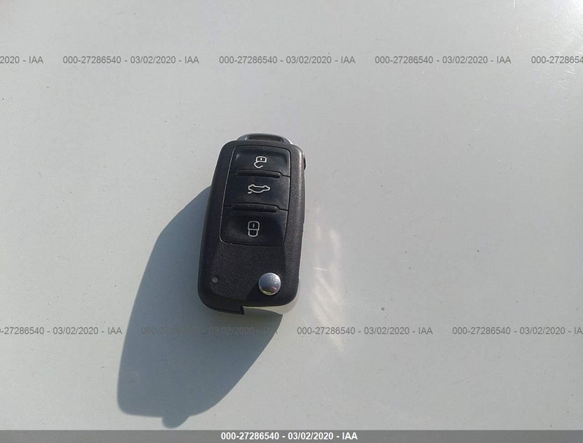3VWPL7AJ2CM645480