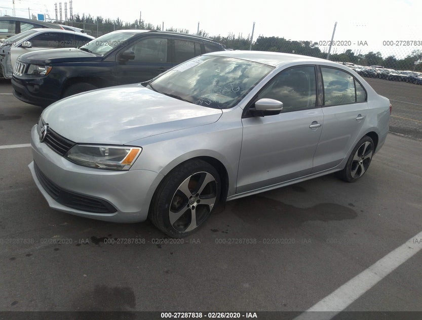 3VWD17AJ8EM243619