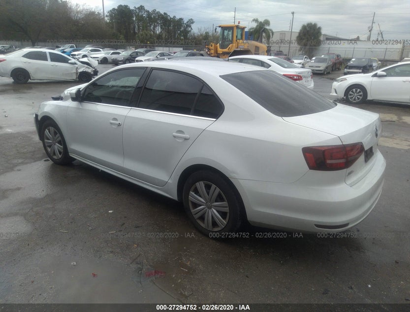 3VW2B7AJXHM403038