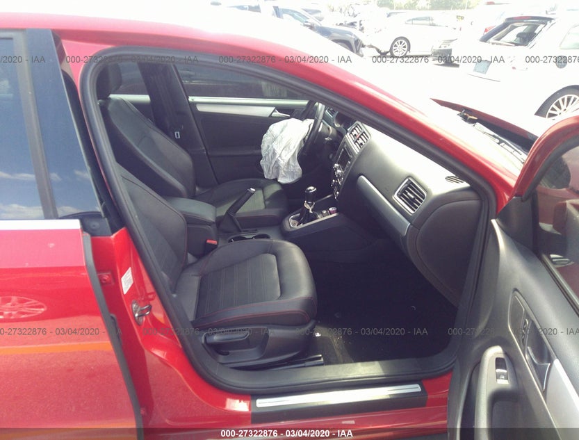 3VW5A7AJ2CM371369