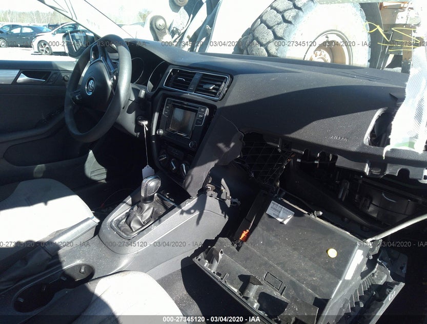 3VW2B7AJ5HM246390