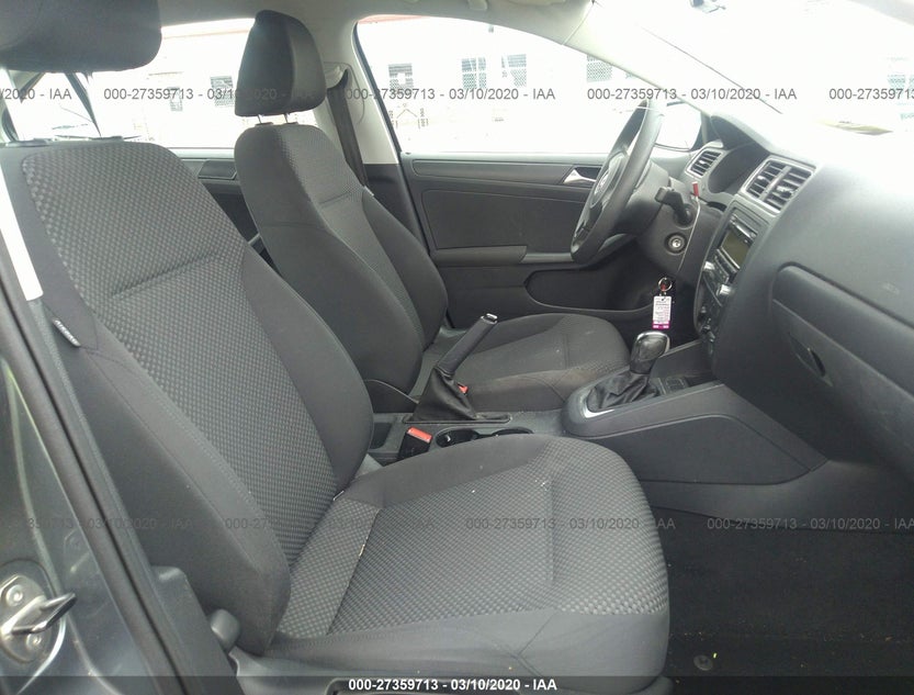 3VW2K7AJXBM105127