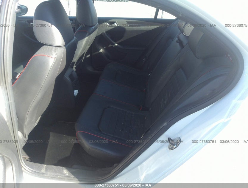 3VW4T7AJ1EM305548
