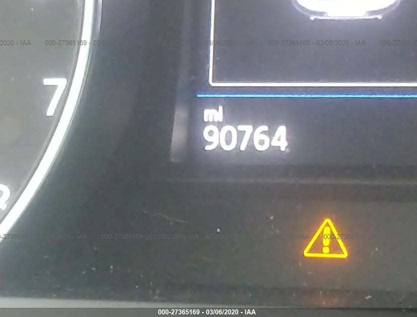 3VW5T7AU1FM002527