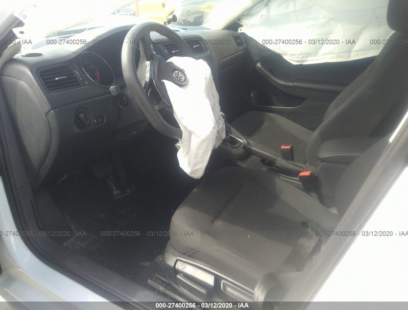 3VW2K7AJ1FM402647