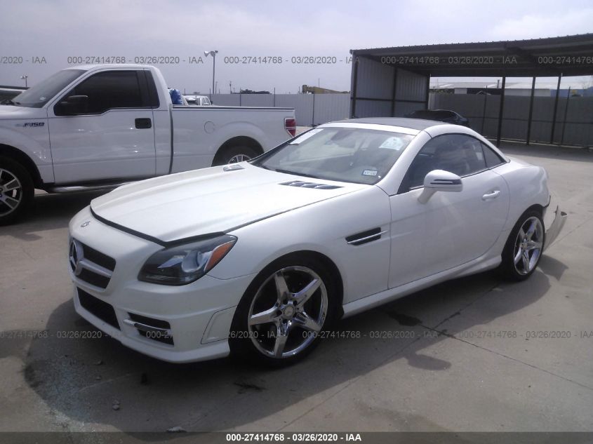 VIN WDDPK4HA0DF060446 2013 Mercedes-Benz SLK-Class,... no.2