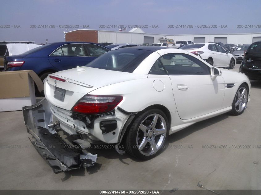 VIN WDDPK4HA0DF060446 2013 Mercedes-Benz SLK-Class,... no.4