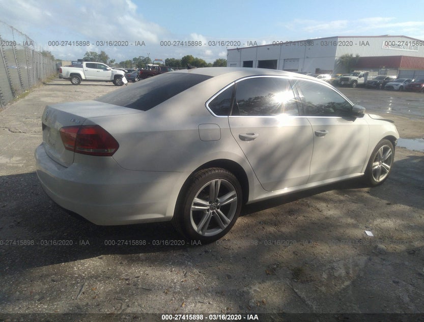 1VWBS7A37EC027879