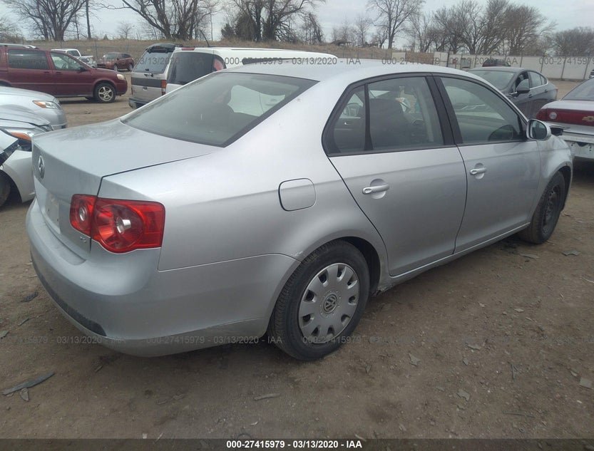 3VWPF71K05M627045