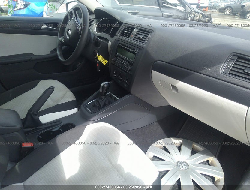 3VW2K7AJ8FM419574