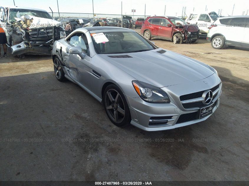 VIN WDDPK4HAXFF105055 2015 Mercedes-Benz SLK-Class,... no.1