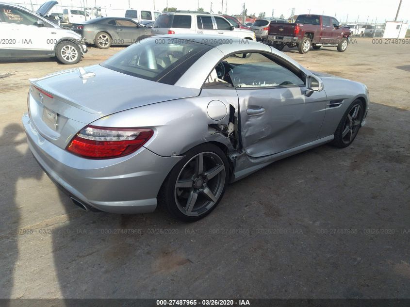 VIN WDDPK4HAXFF105055 2015 Mercedes-Benz SLK-Class,... no.4