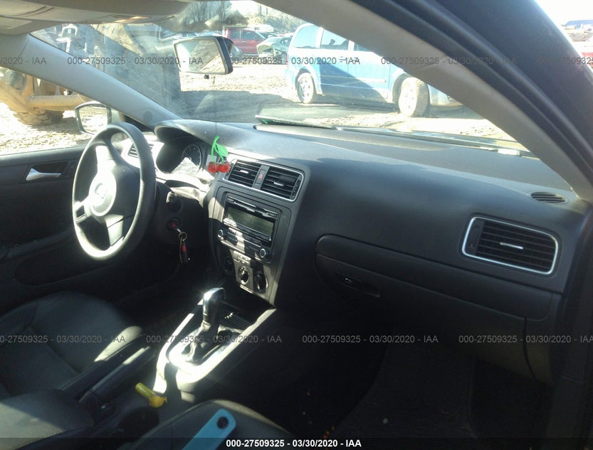 3VWD17AJ7EM359345