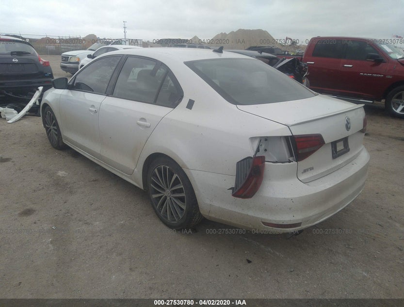 3VWD17AJ5GM305321