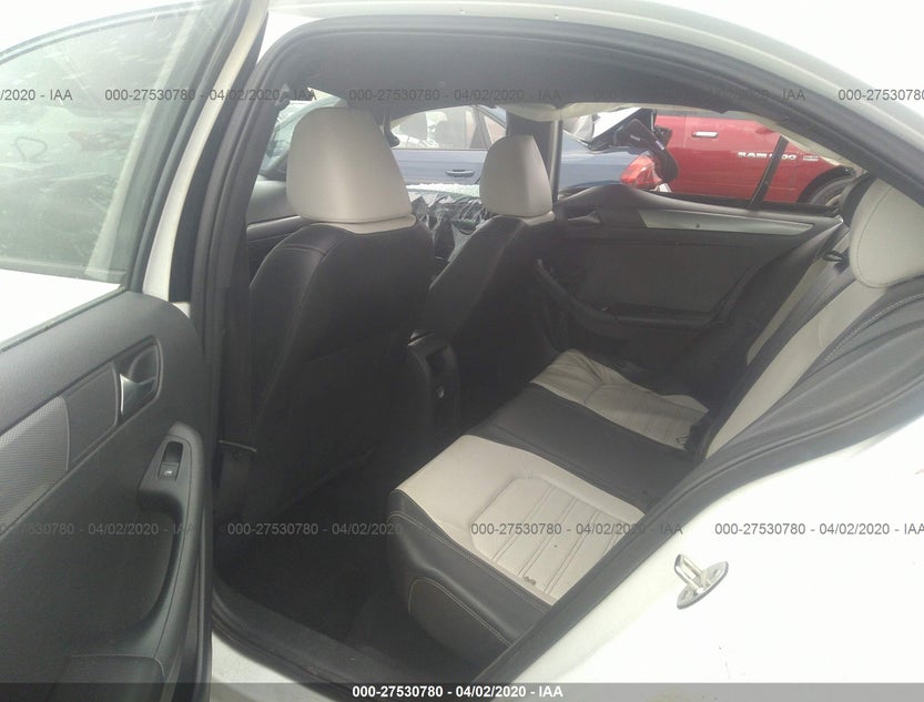 3VWD17AJ5GM305321