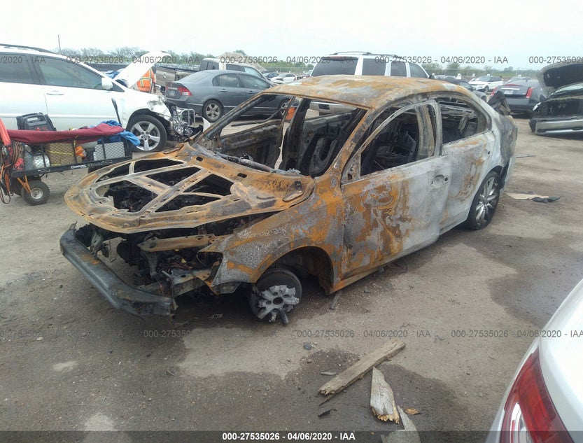 3VW3L7AJ5BM133211