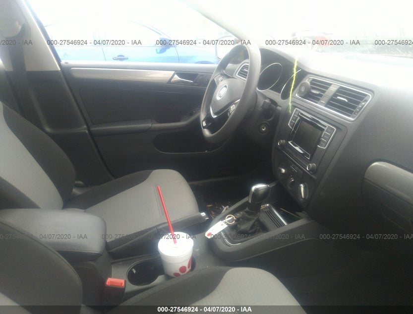 3VW2B7AJ4HM339790